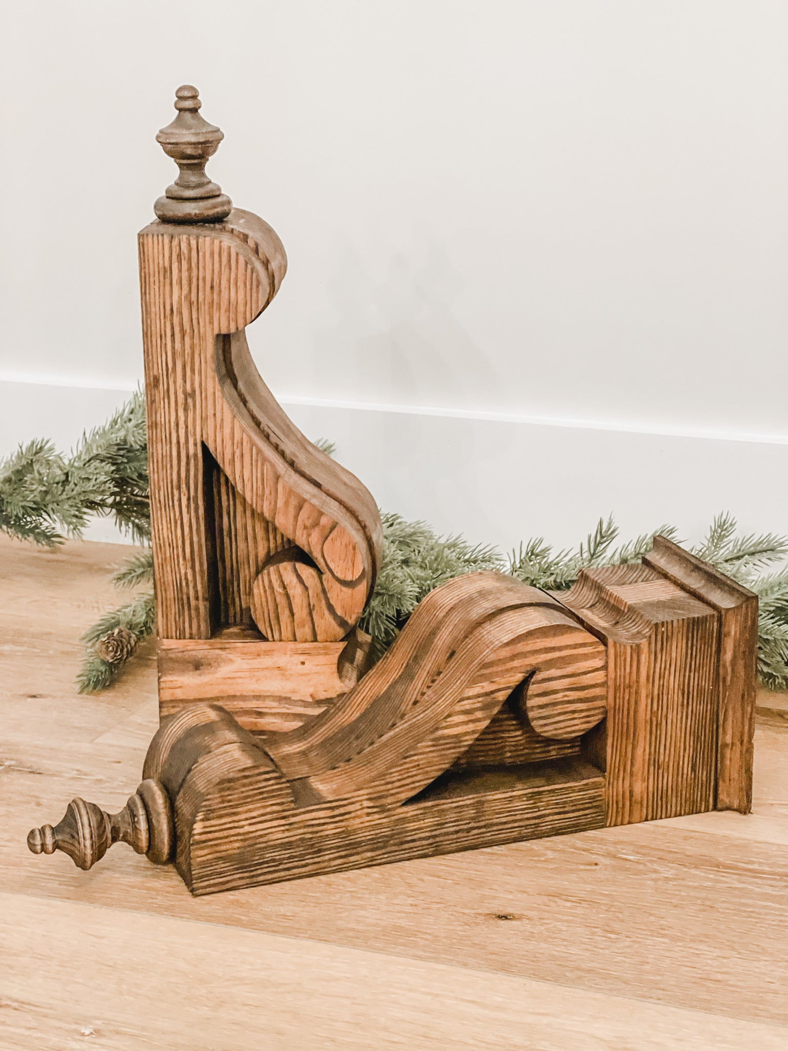 Beautiful handcrafted corbel with finial
